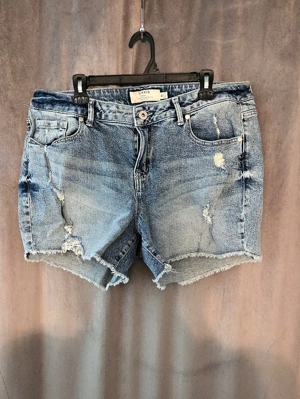 Torrid The Dre Distressed Jean Shorts Blue Size 16